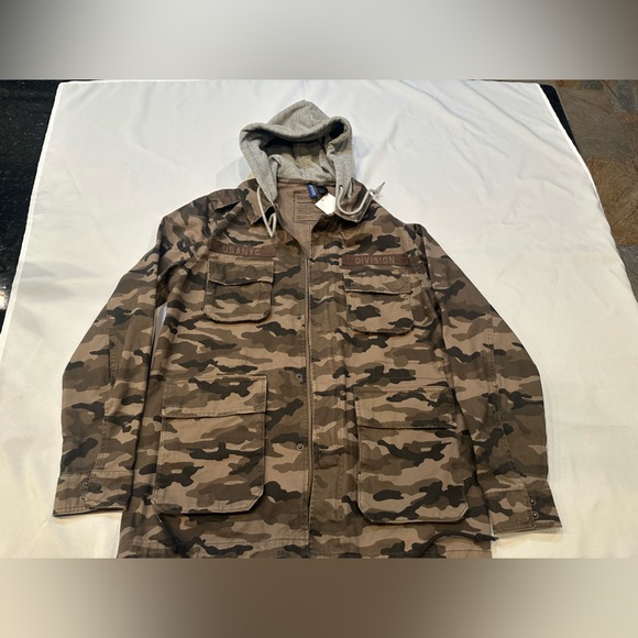 H&M Men's Camouflage Jacket with Sweatshirt Hood Size Medium NWT - Picture 1 of 10